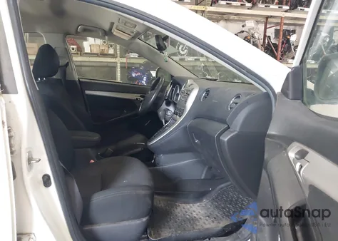 2009 Pontiac Vibe from USA, damaged, VIN 5Y2SP67899Z439273